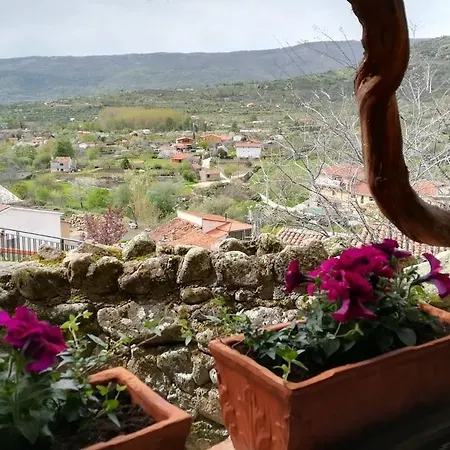 Holiday home La Casita Del Tejo Hervas