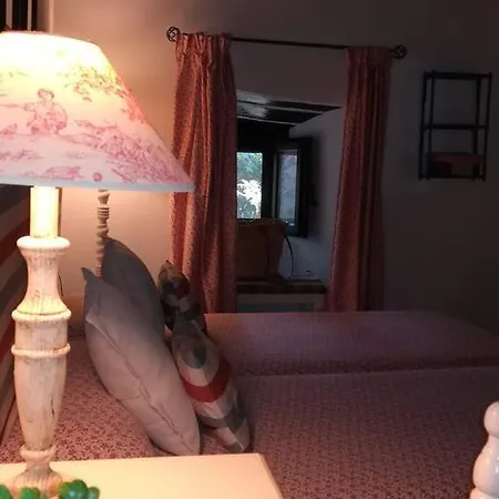La Casita Del Tejo